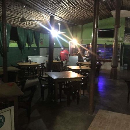 Grand Hilton Hotel Negombo Exterior photo